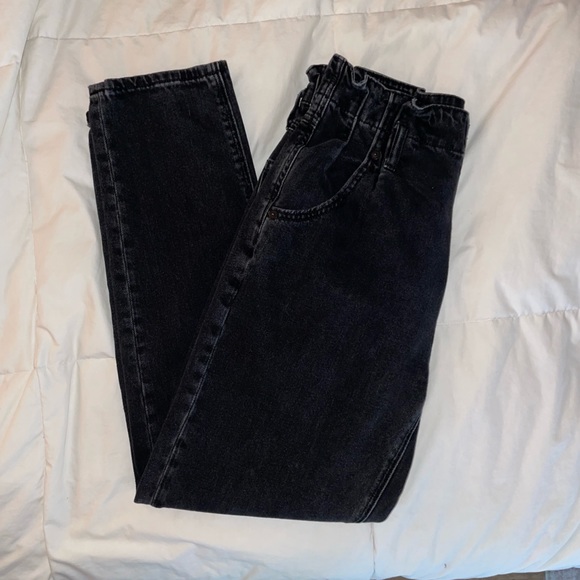 American Eagle Outfitters Denim - Black American Eagle paper bag waist mom jeans
